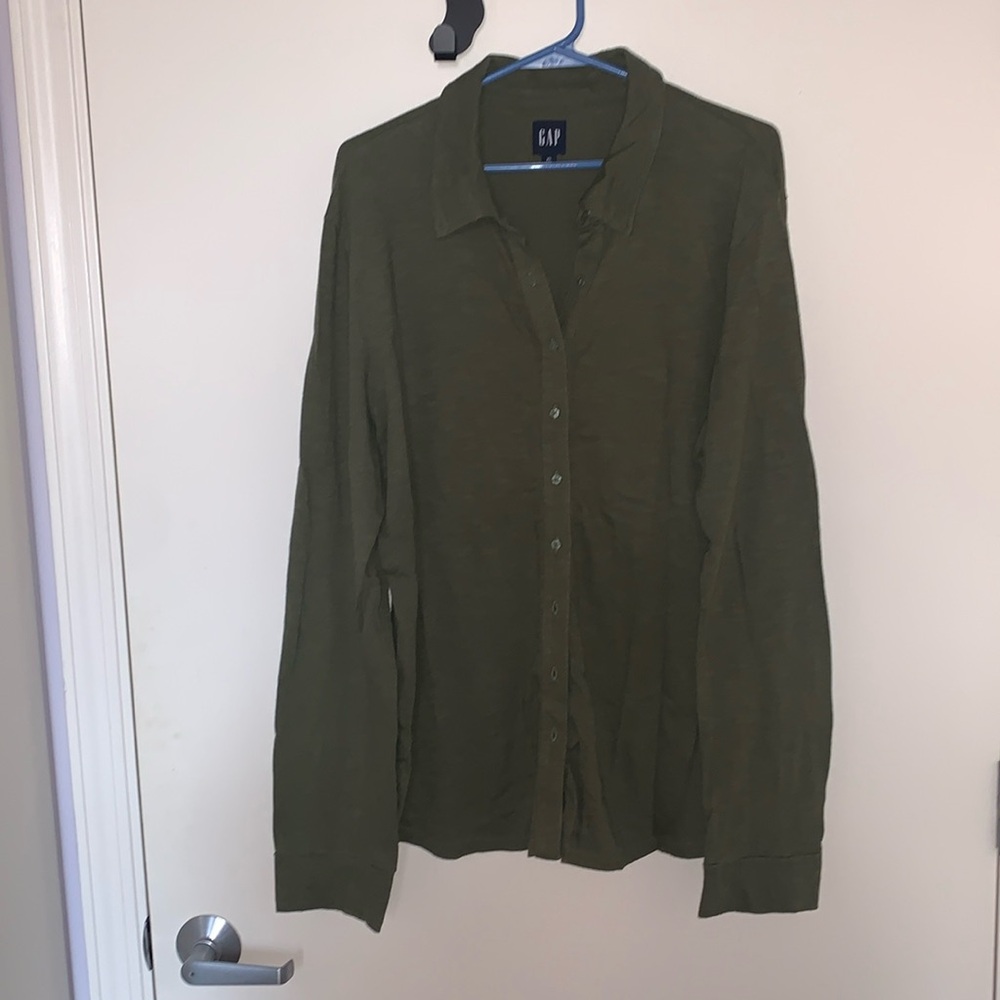 GAP woman’s button down top.